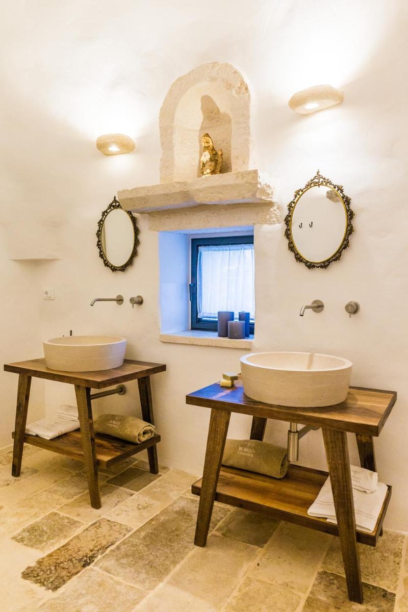 Borgo Canonica