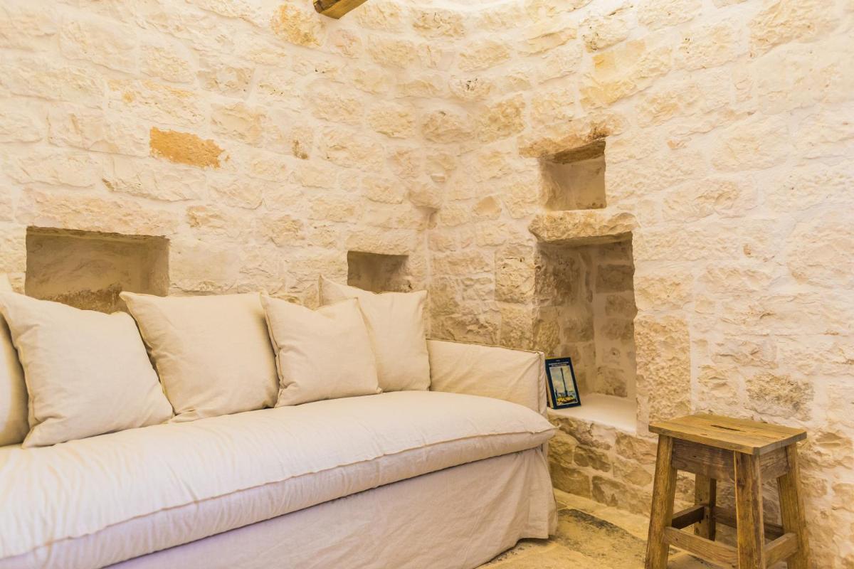 Borgo Canonica