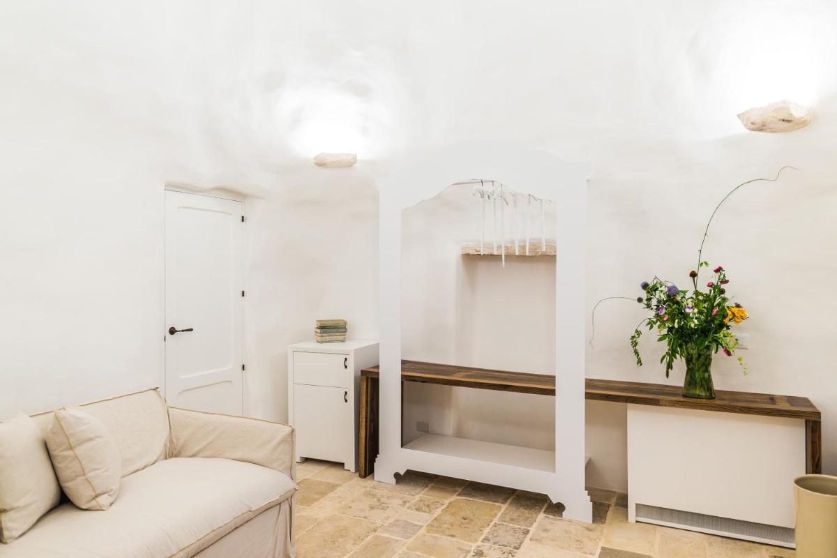 Borgo Canonica