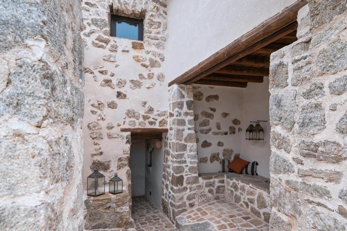 Borgo delle Pietre