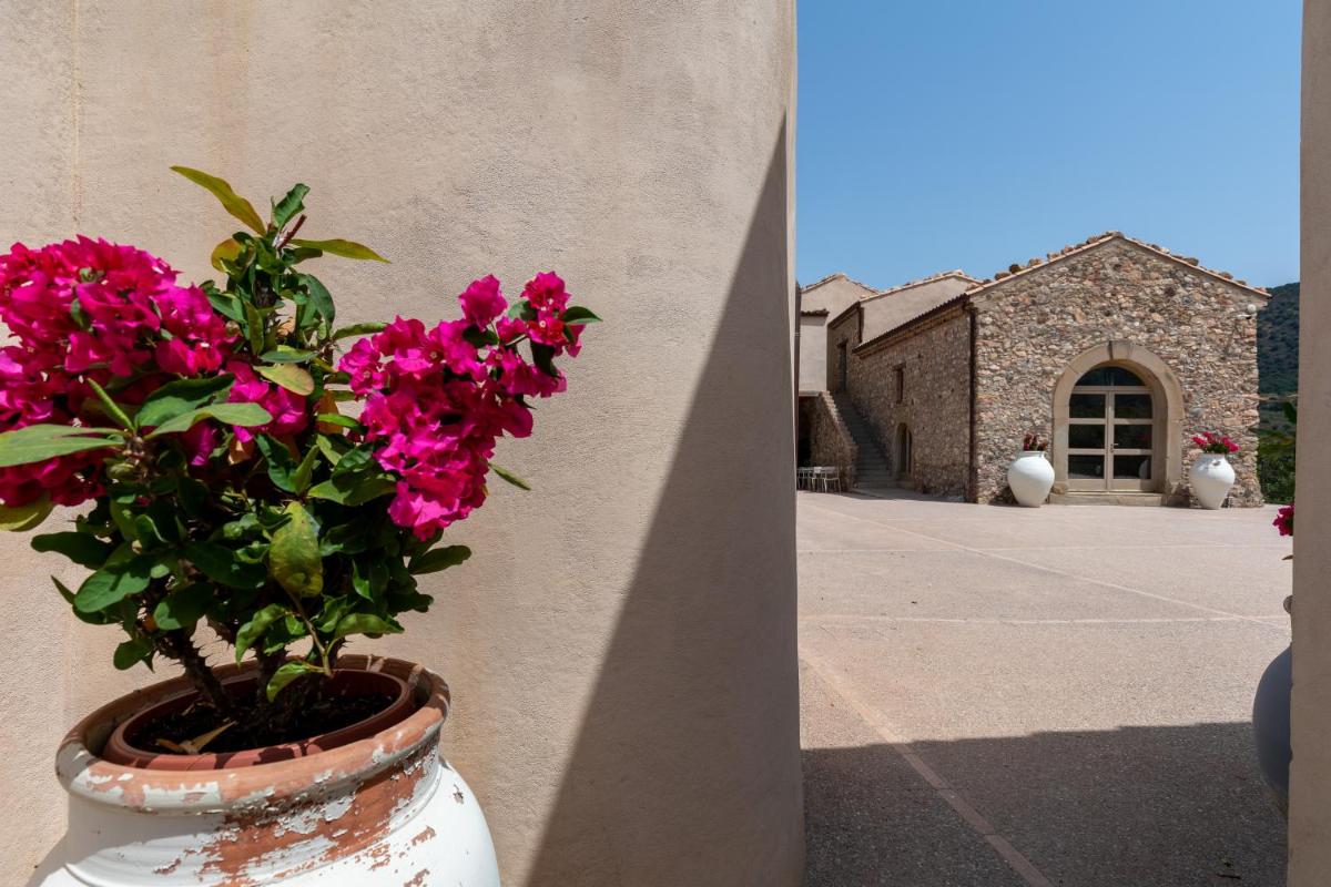 Borgo d'Orlando - Small Country Hotel