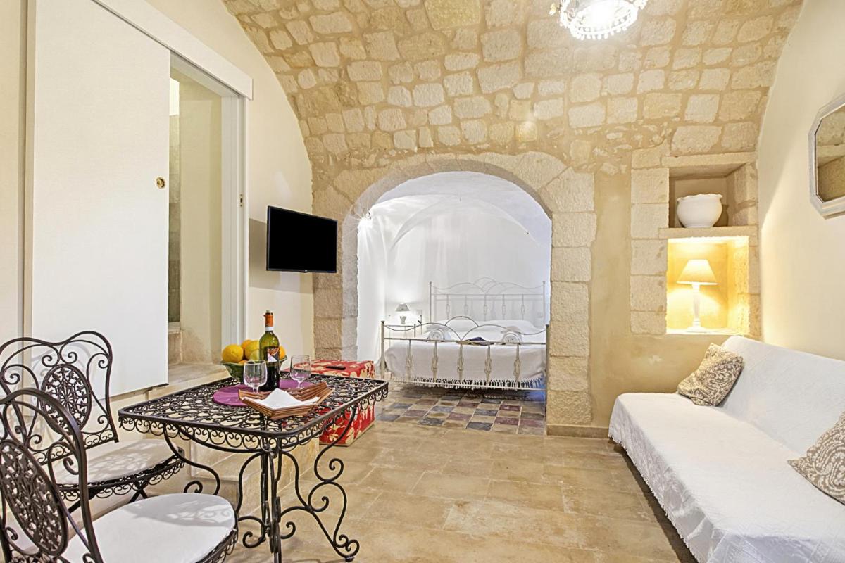 Borgo Hedone with Shared Pool