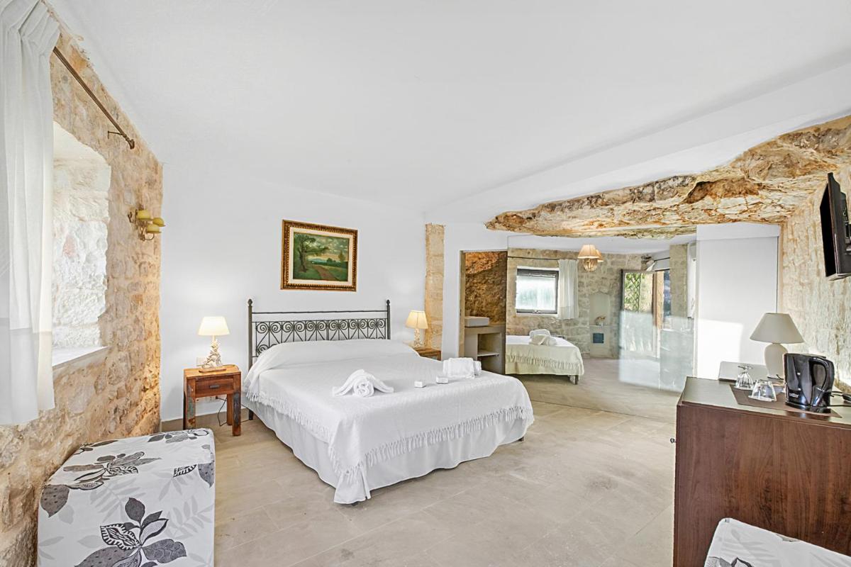 Borgo Hedone with Shared Pool