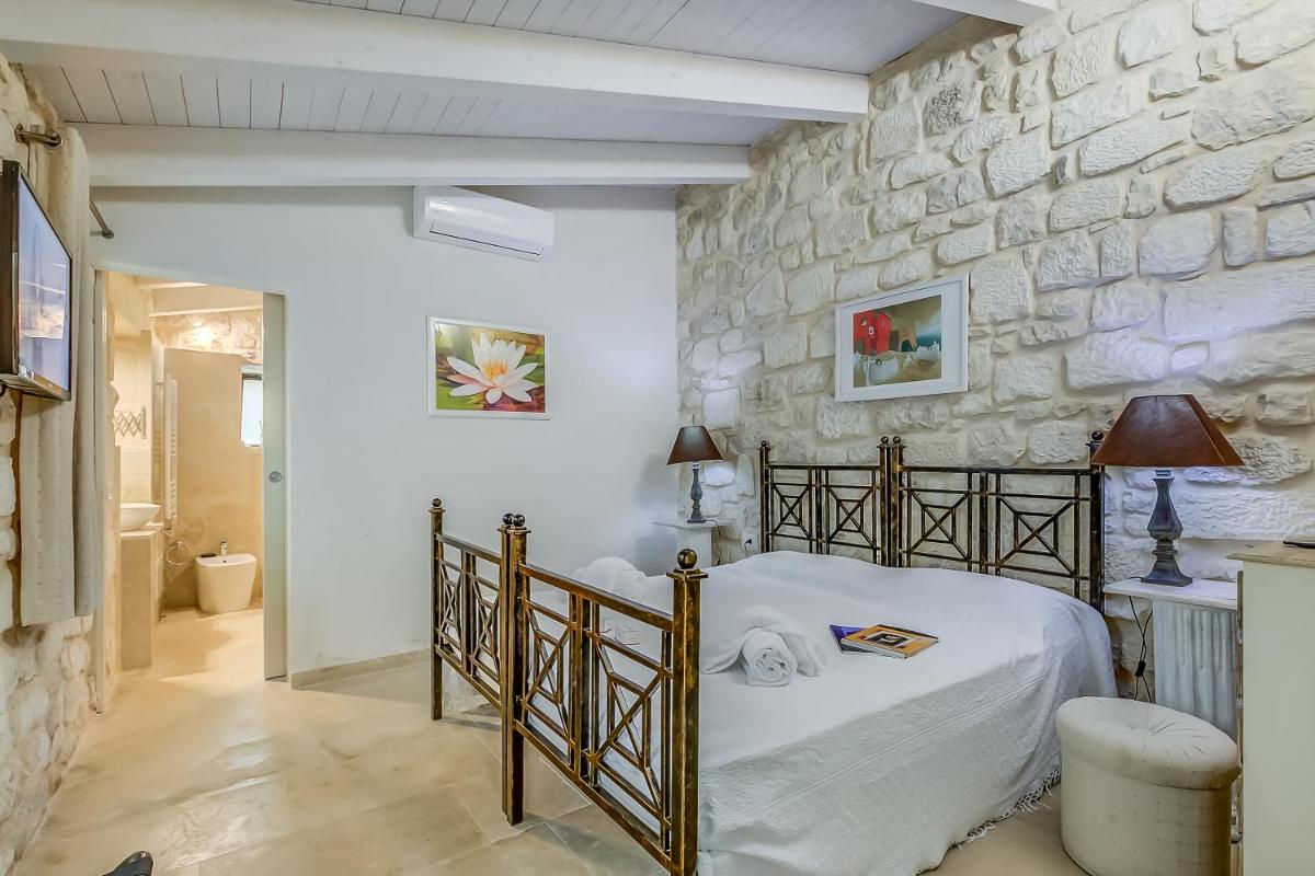 Borgo Hedone with Shared Pool
