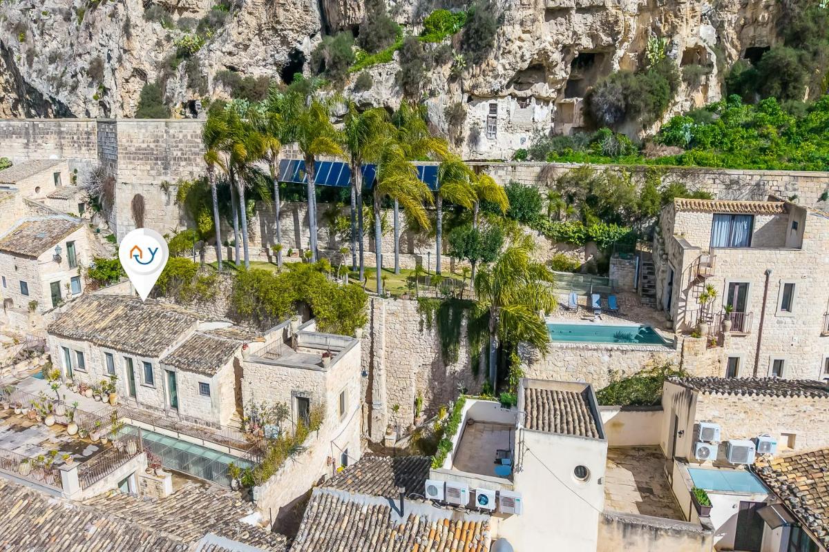 Borgo Hedone with Shared Pool