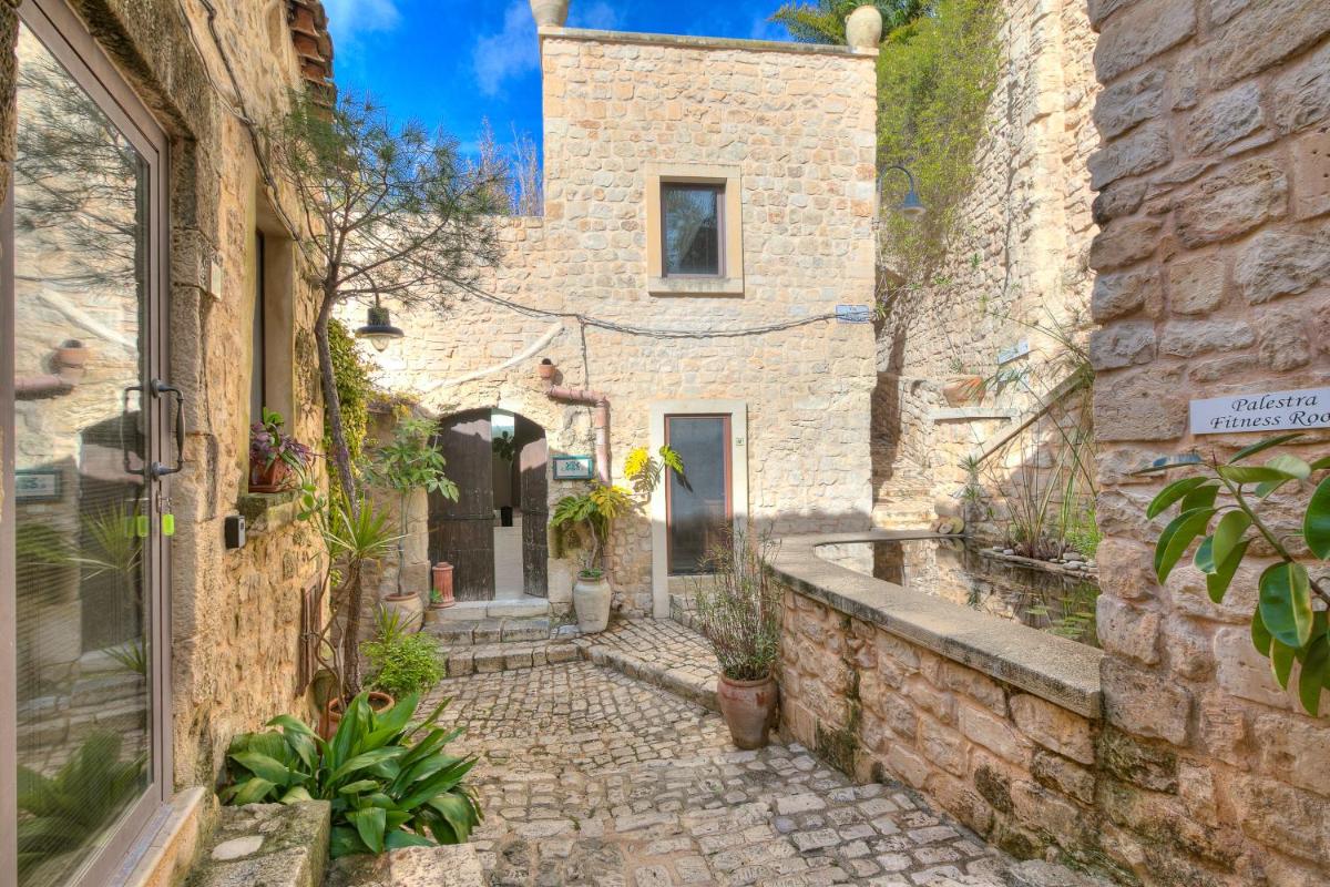 Borgo Hedone with Shared Pool