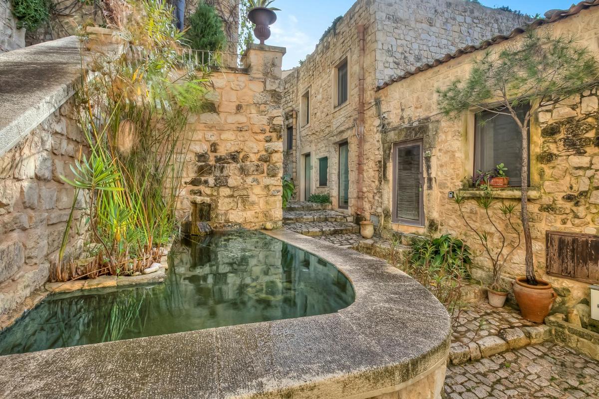 Borgo Hedone with Shared Pool
