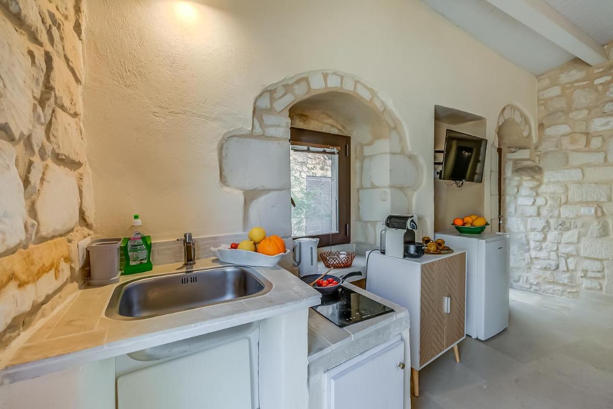 Borgo Hedone with Shared Pool