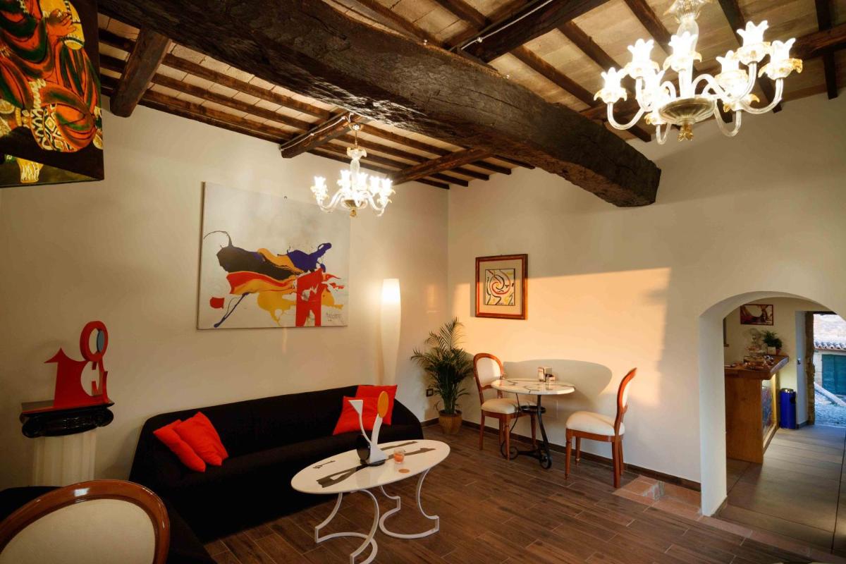 Relais Borgo Lizori Country House