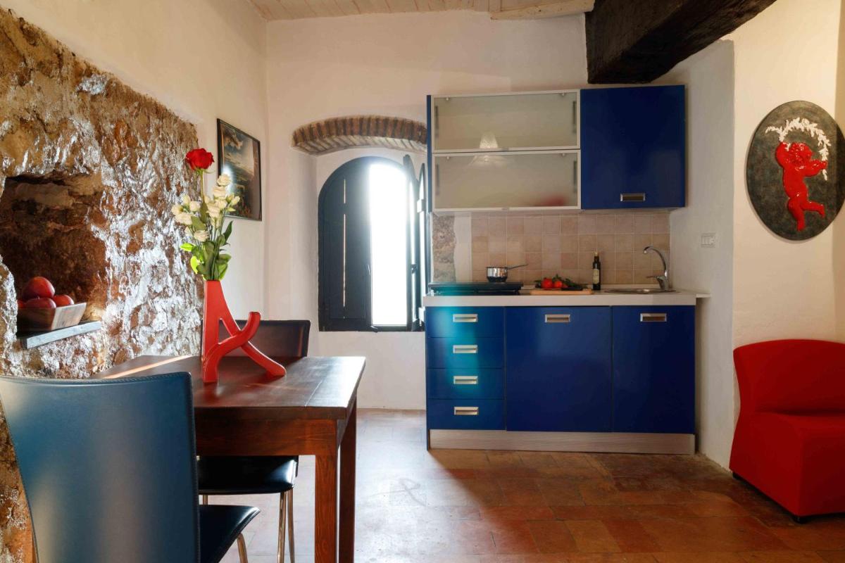 Relais Borgo Lizori Country House