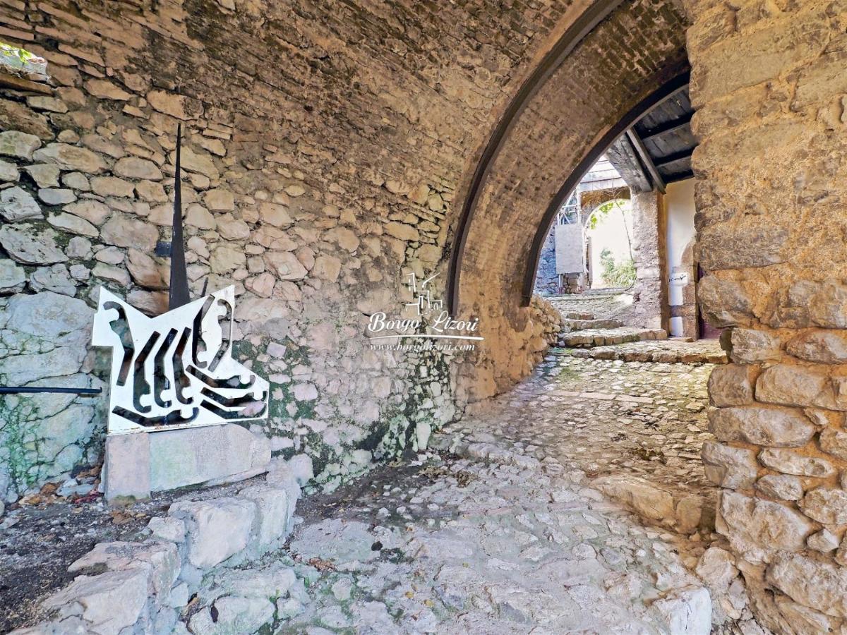 Relais Borgo Lizori Country House