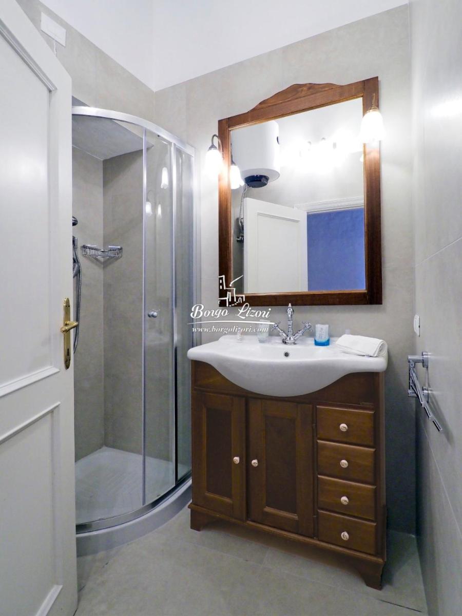 Relais Borgo Lizori Country House