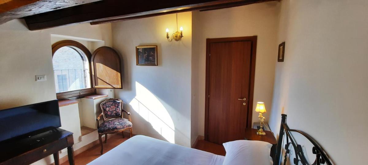Borgo Petroro