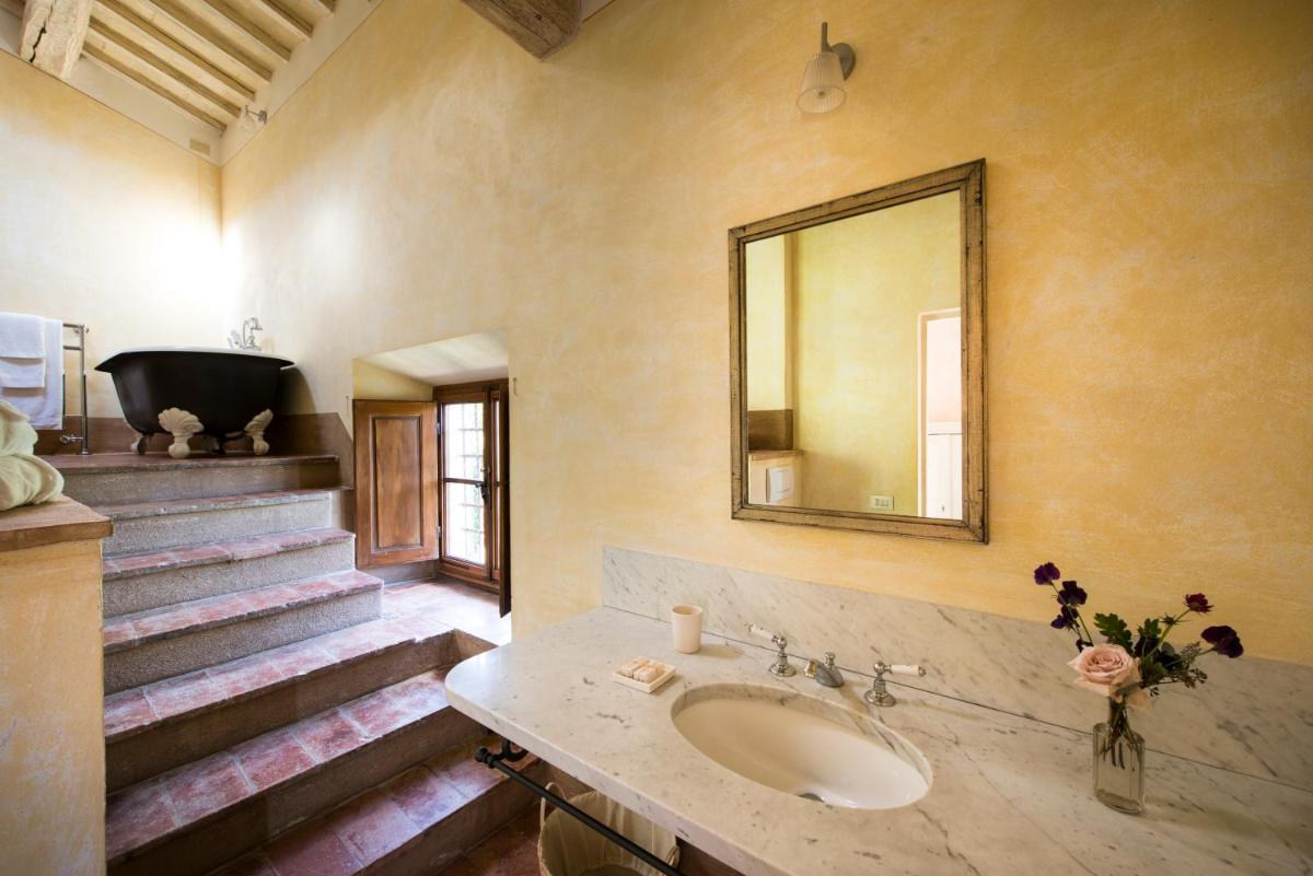 Borgo Pignano Volterra Tuscany