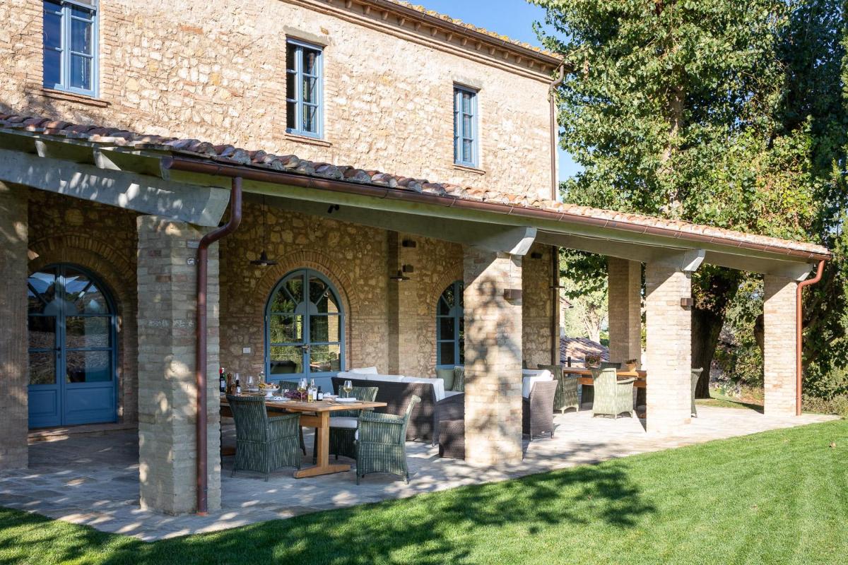 Borgo Pignano Volterra Tuscany
