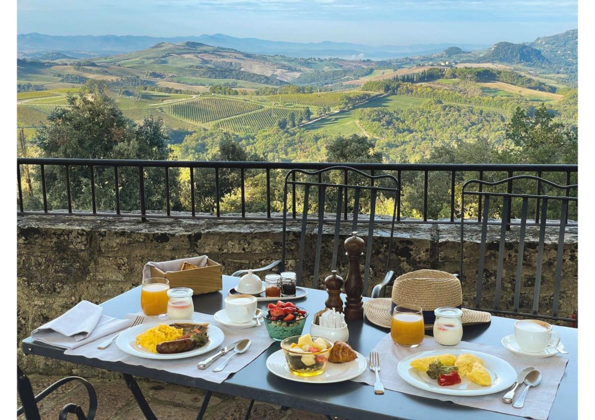 Borgo Pignano Volterra Tuscany