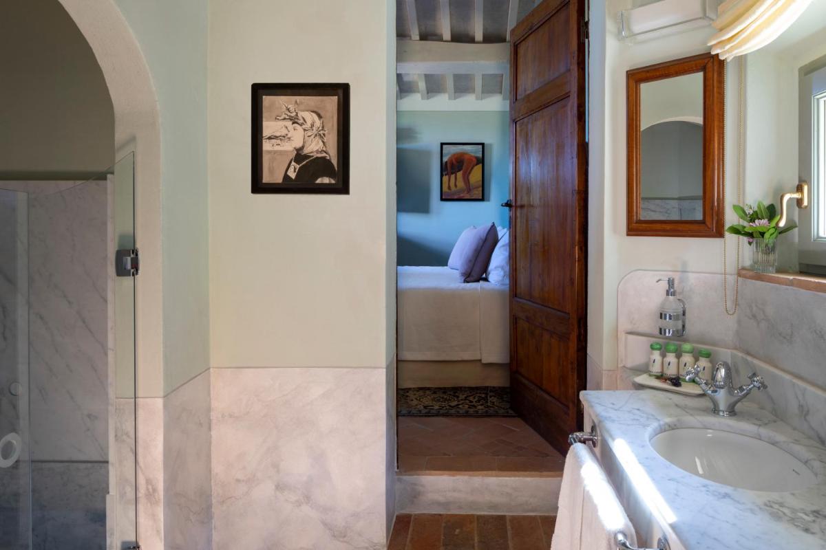 Borgo Pignano Volterra Tuscany