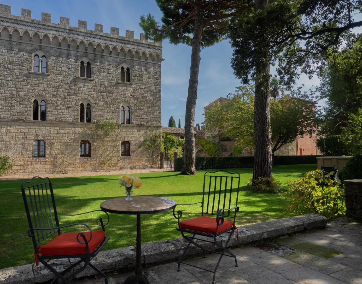 Borgo Pignano Volterra Tuscany