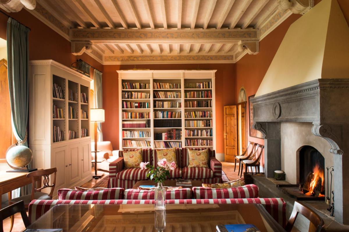 Borgo Pignano Volterra Tuscany