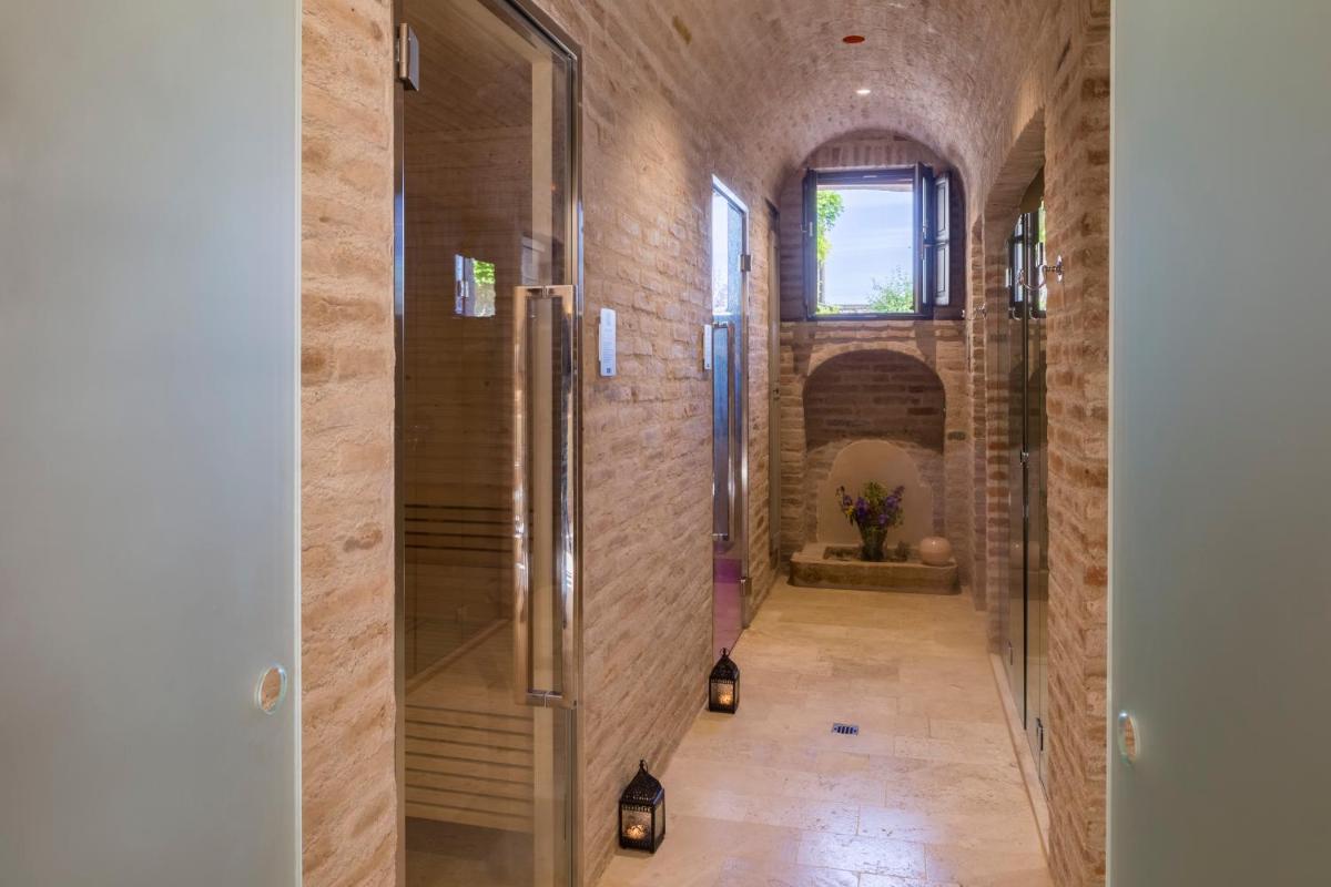 Borgo Pignano Volterra Tuscany