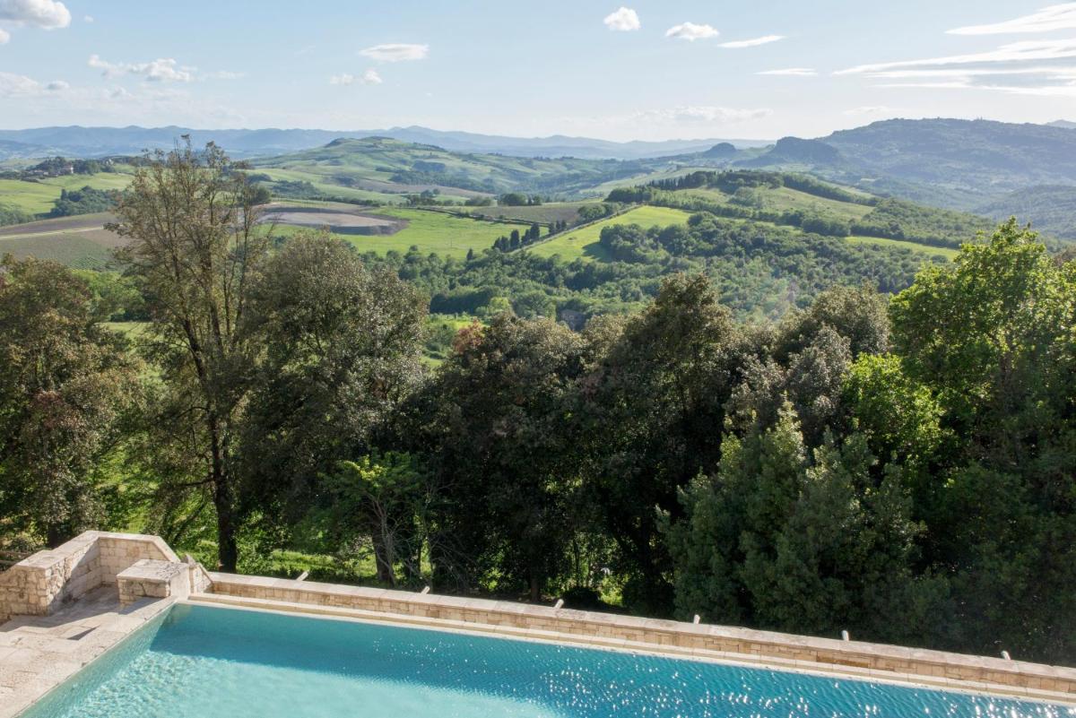 Borgo Pignano Volterra Tuscany