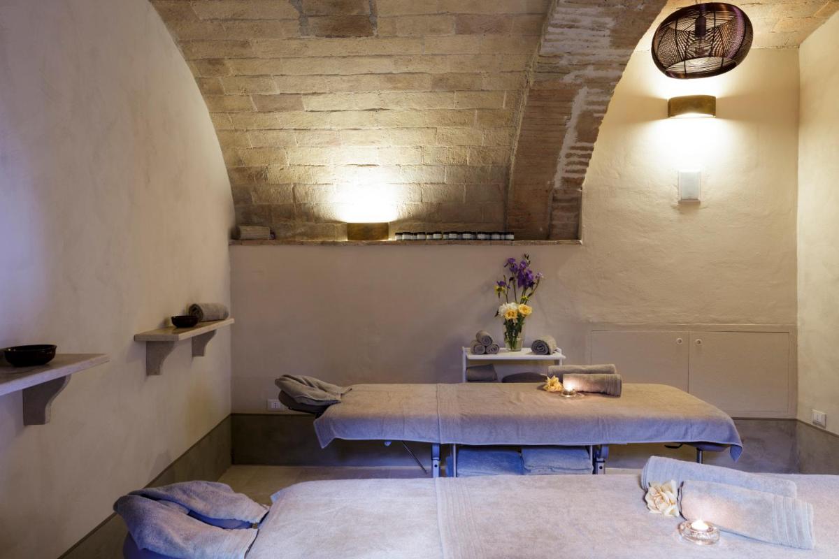 Borgo Pignano Volterra Tuscany