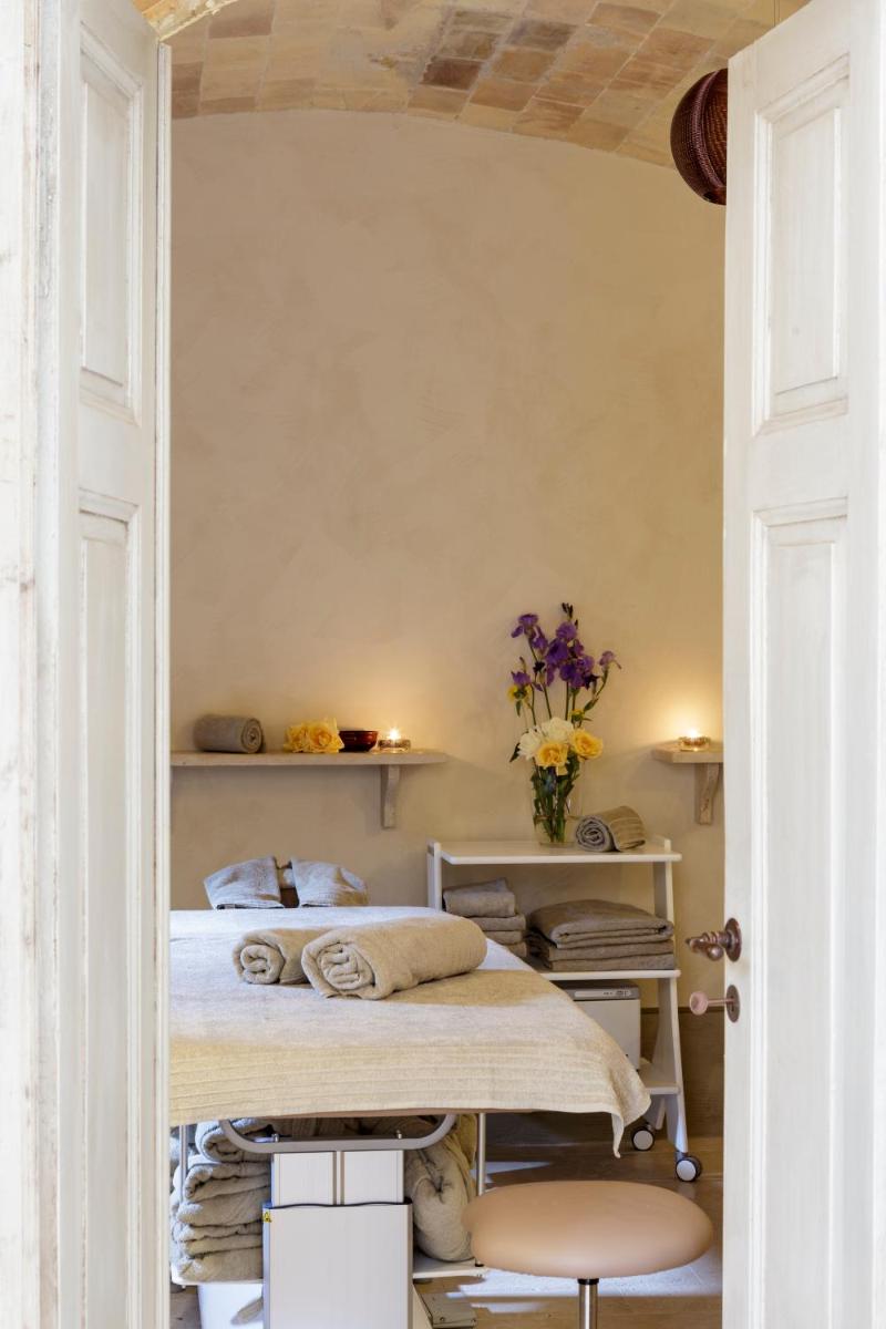 Borgo Pignano Volterra Tuscany