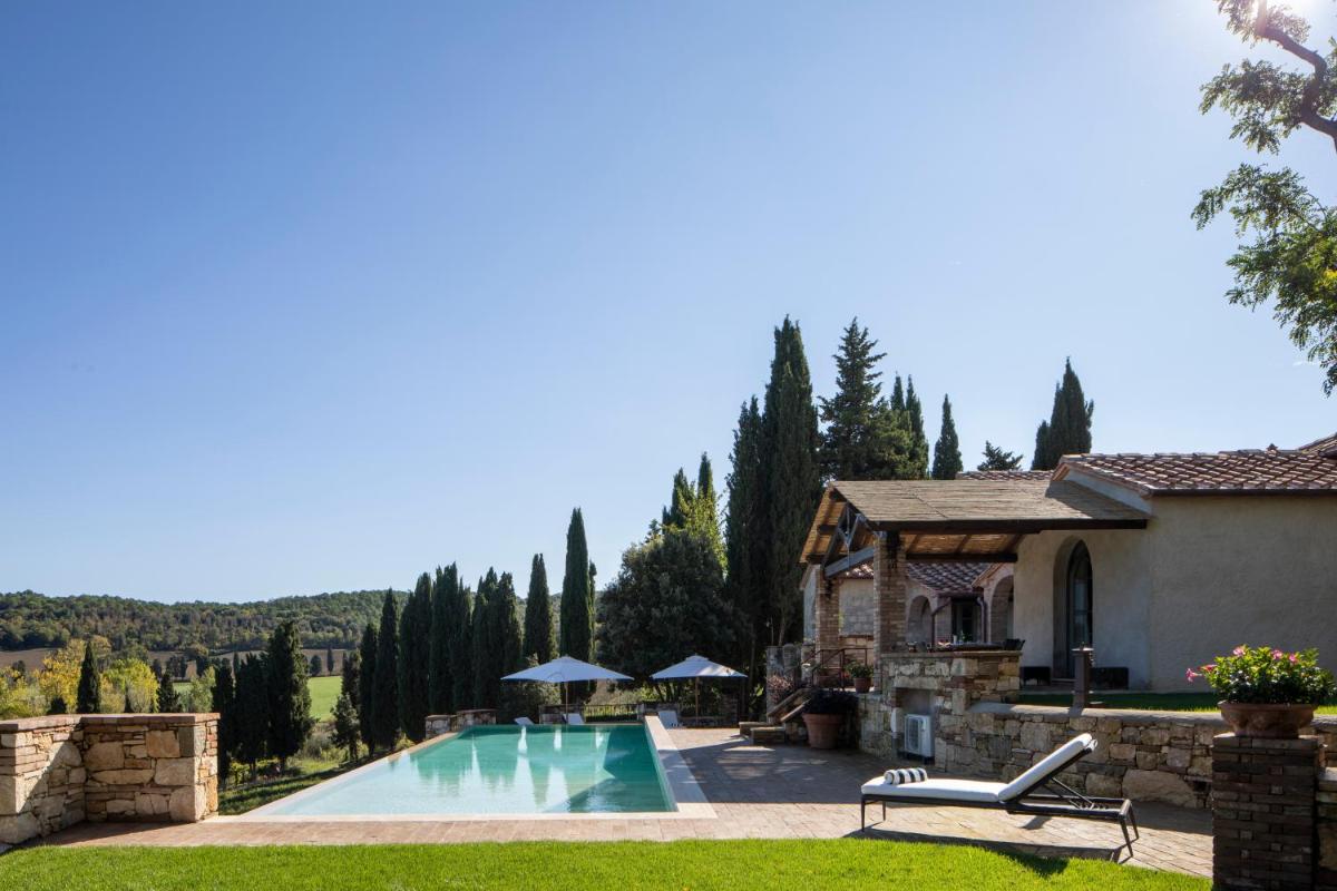 Borgo Pignano Volterra Tuscany