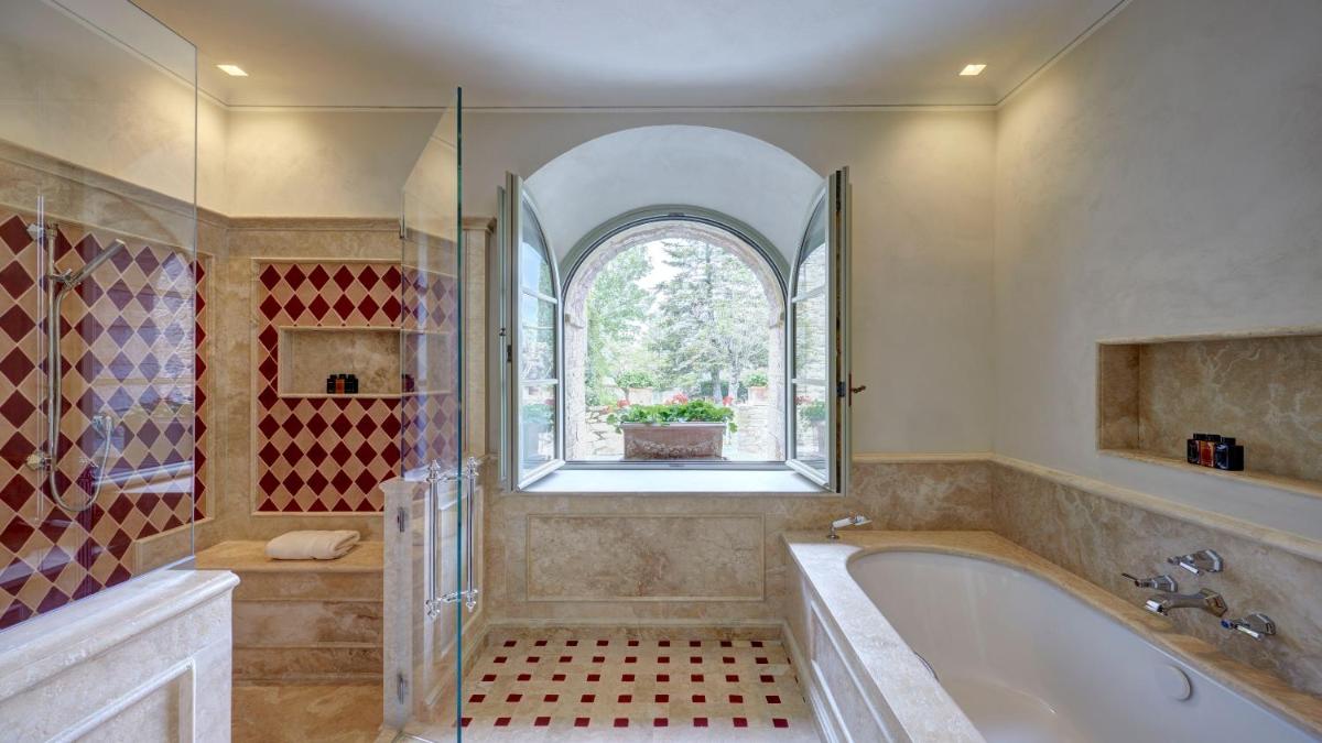 Borgo San Felice Resort