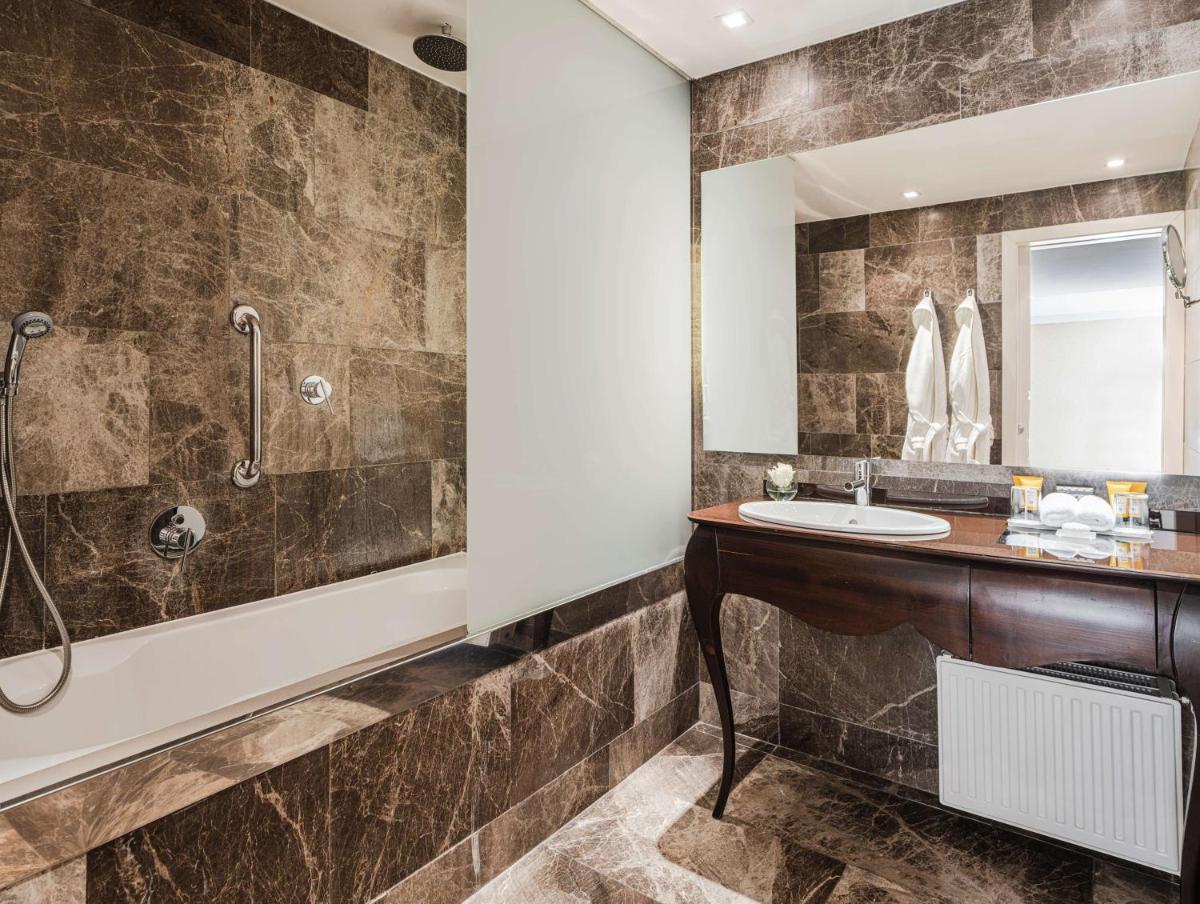 Anantara New York Palace Budapest - A Leading Hotel of the World