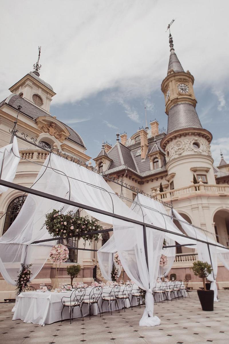 BOTANIQ Castle of Tura - Small Luxury Hotels of the World