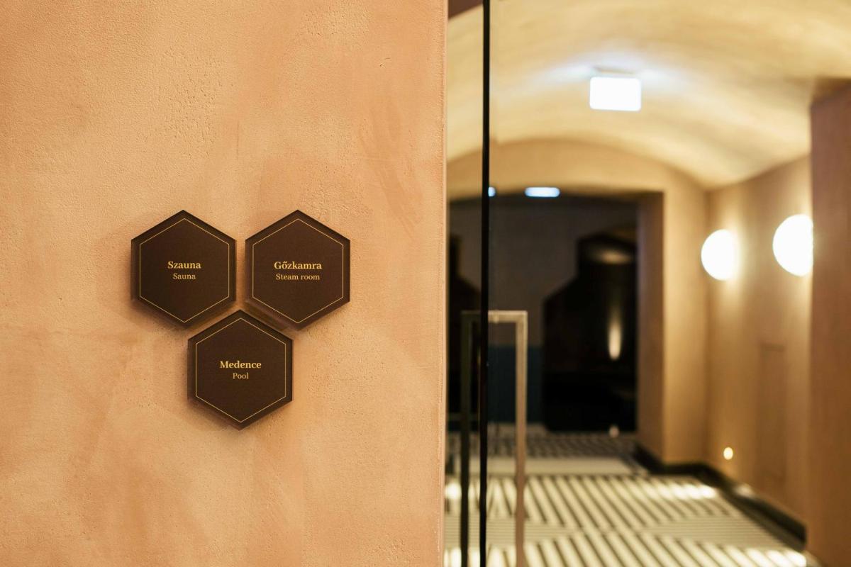 BOTANIQ Castle of Tura - Small Luxury Hotels of the World