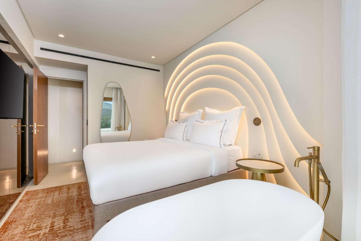 Isla Brown Corinthia Resort & Spa, Curio Collection by Hilton