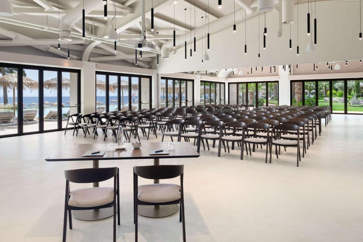 Isla Brown Corinthia Resort & Spa, Curio Collection by Hilton