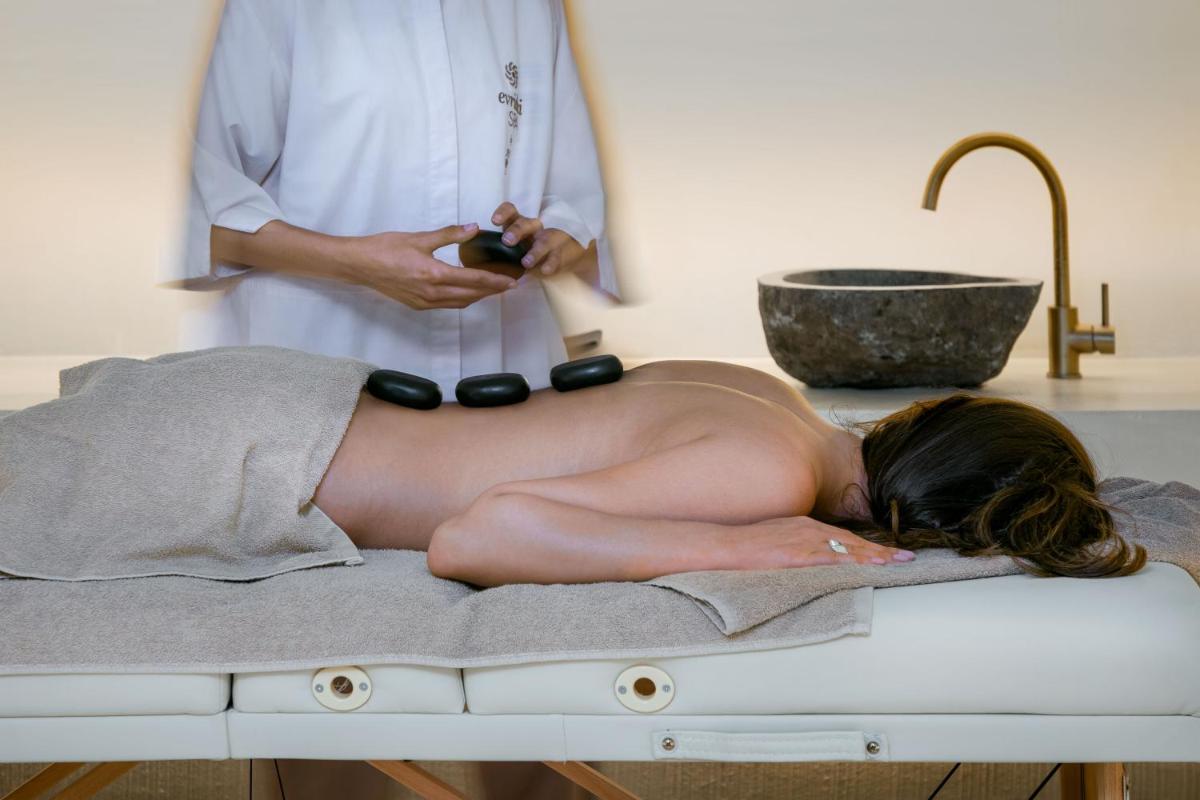 Isla Brown Corinthia Resort & Spa, Curio Collection by Hilton