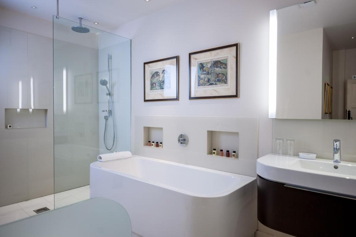 Buckland Manor - A Relais & Chateaux Hotel