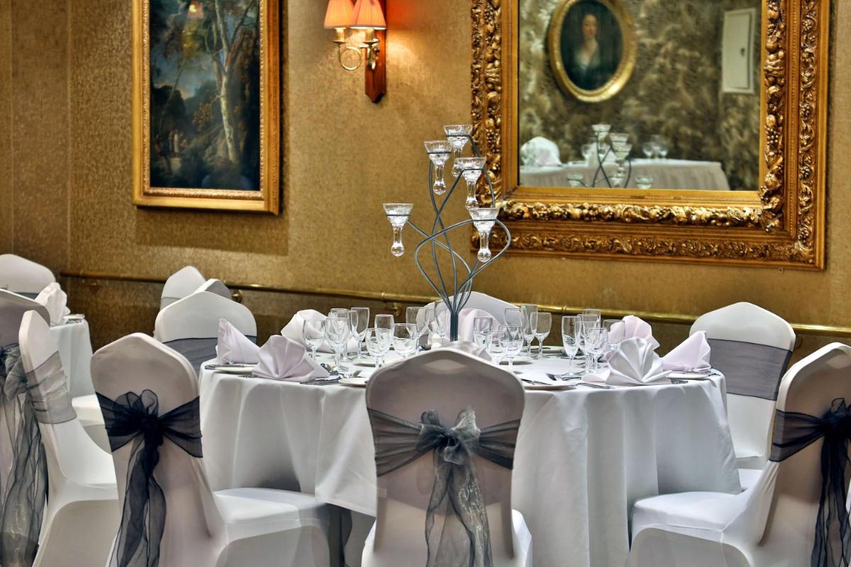 The Bull Hotel; Sure Hotel Collection by Best Western