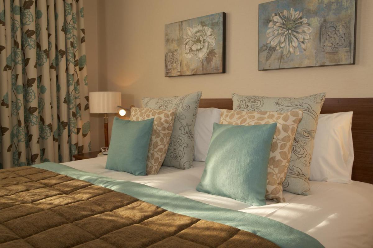 The Bull Hotel; Sure Hotel Collection by Best Western