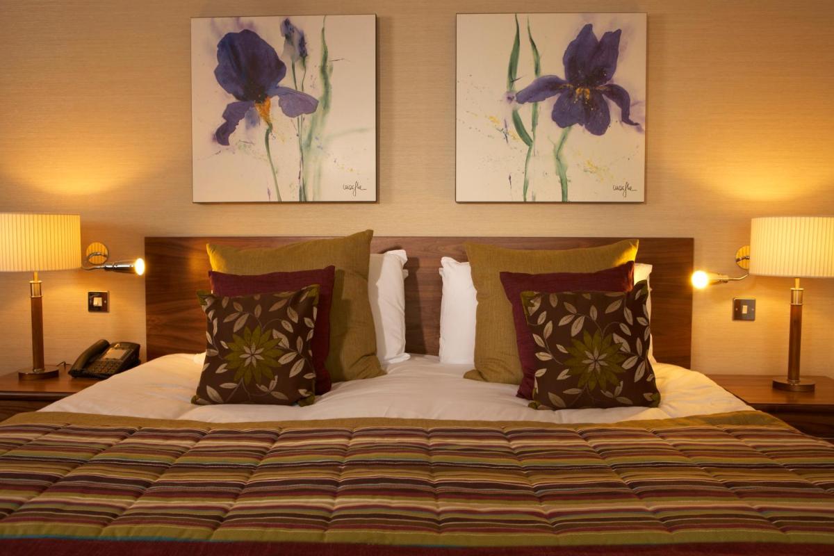 The Bull Hotel; Sure Hotel Collection by Best Western