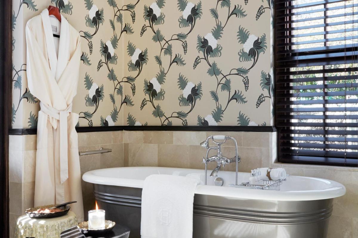 Bushmans Kloof Wilderness Reserve and Wellness Retreat