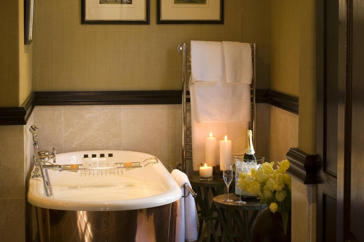 Bushmans Kloof Wilderness Reserve and Wellness Retreat