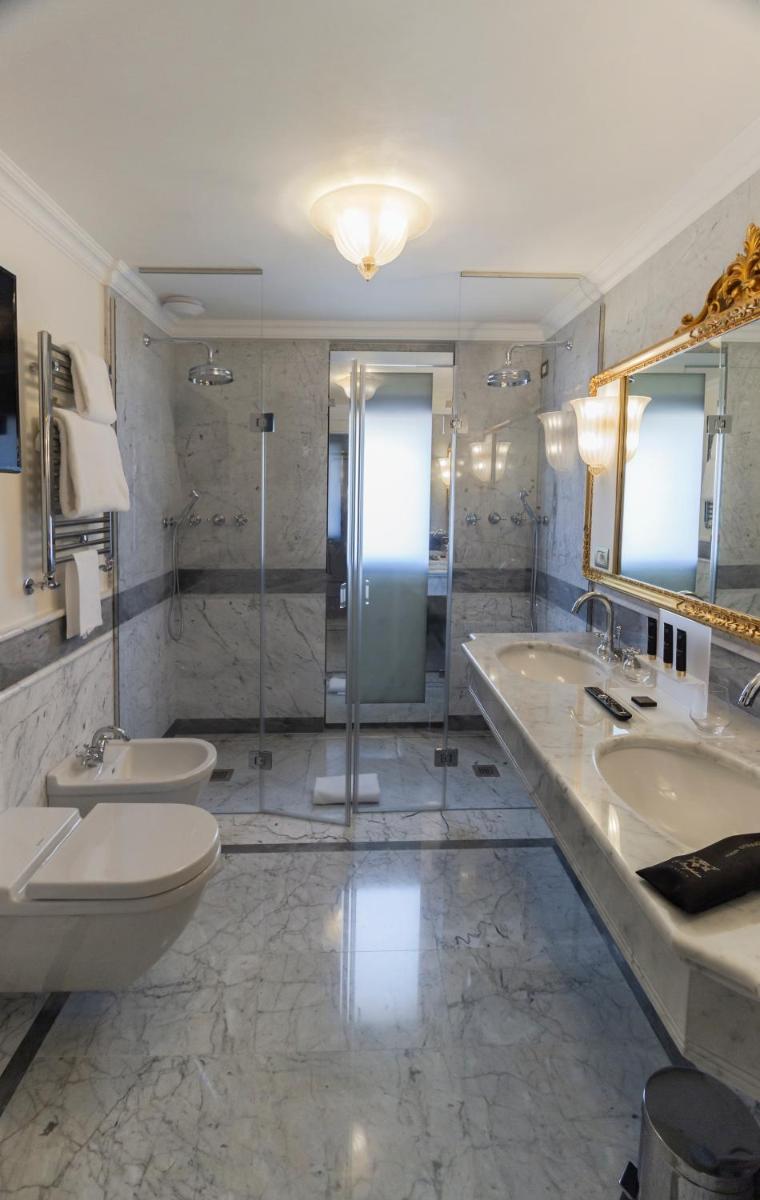 Ca' Bonfadini Historic Experience