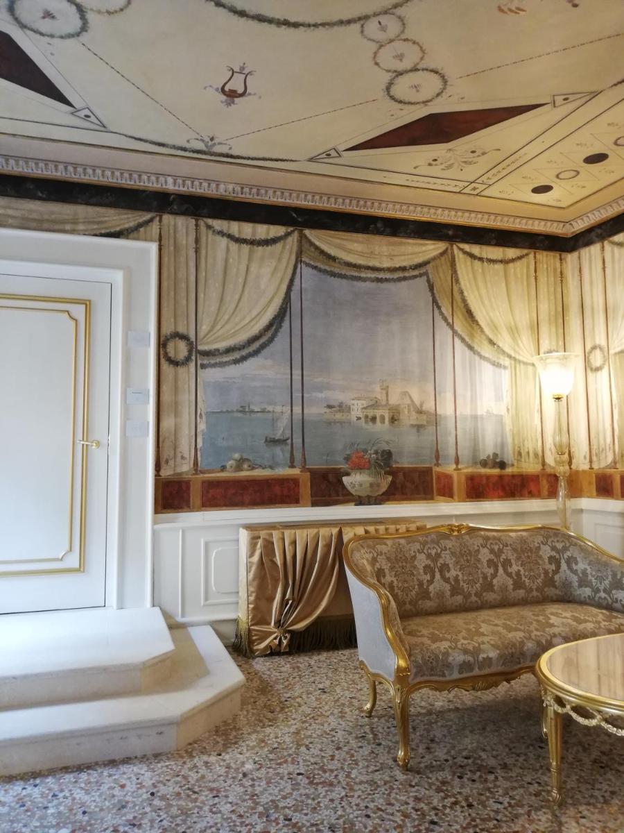 Ca' Bonfadini Historic Experience