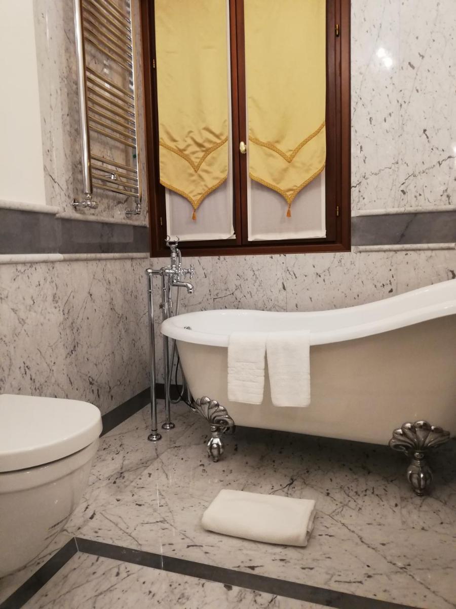 Ca' Bonfadini Historic Experience