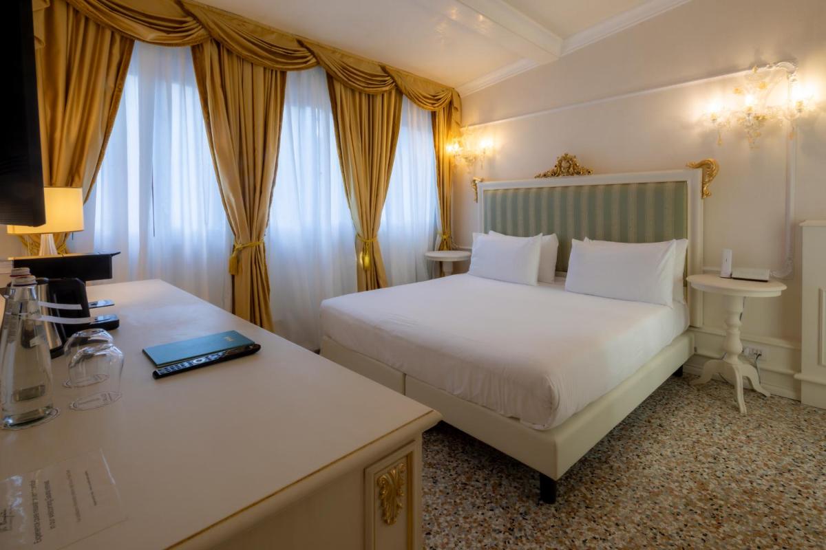 Ca' Bonfadini Historic Experience