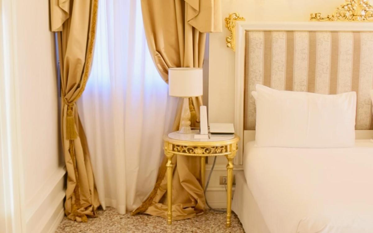 Ca' Bonfadini Historic Experience