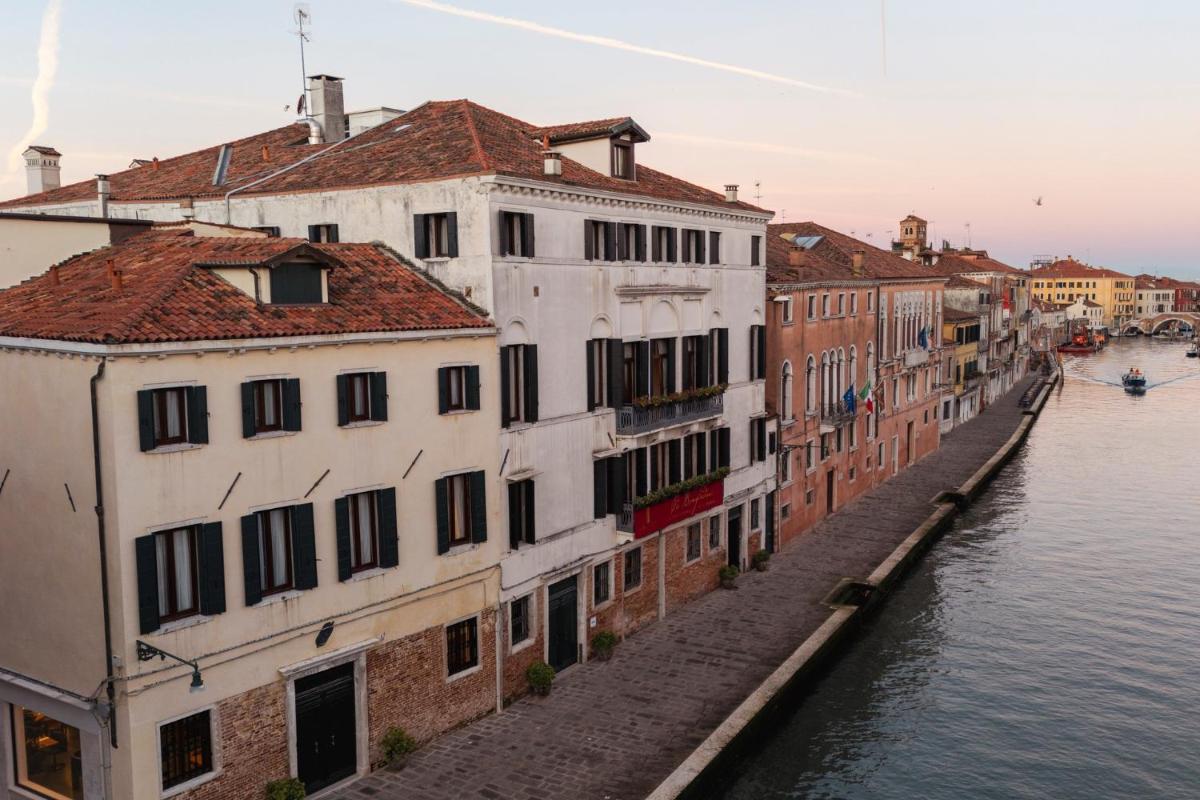 Ca' Bonfadini Historic Experience