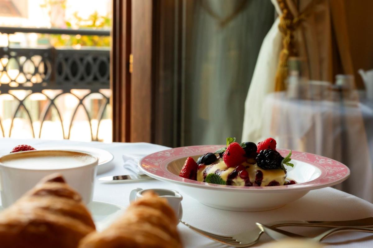 Ca' Bonfadini Historic Experience