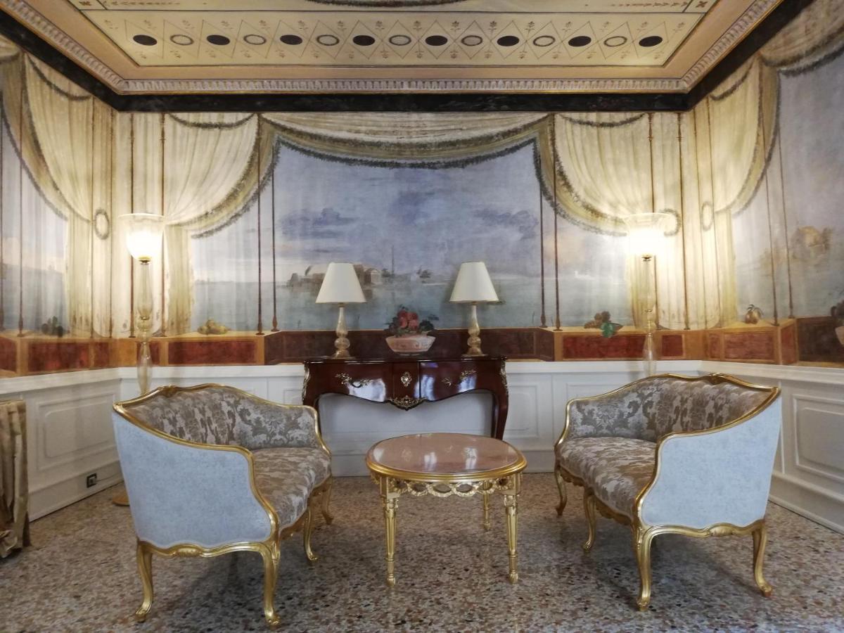 Ca' Bonfadini Historic Experience