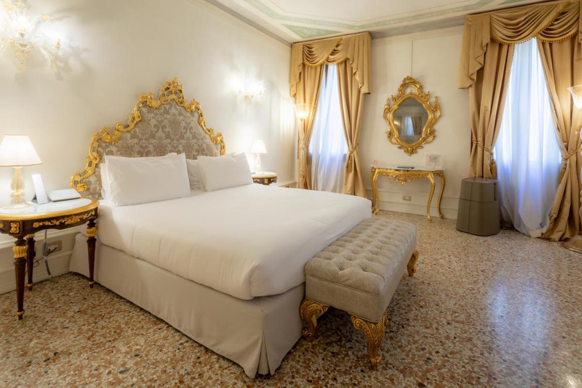 Ca' Bonfadini Historic Experience
